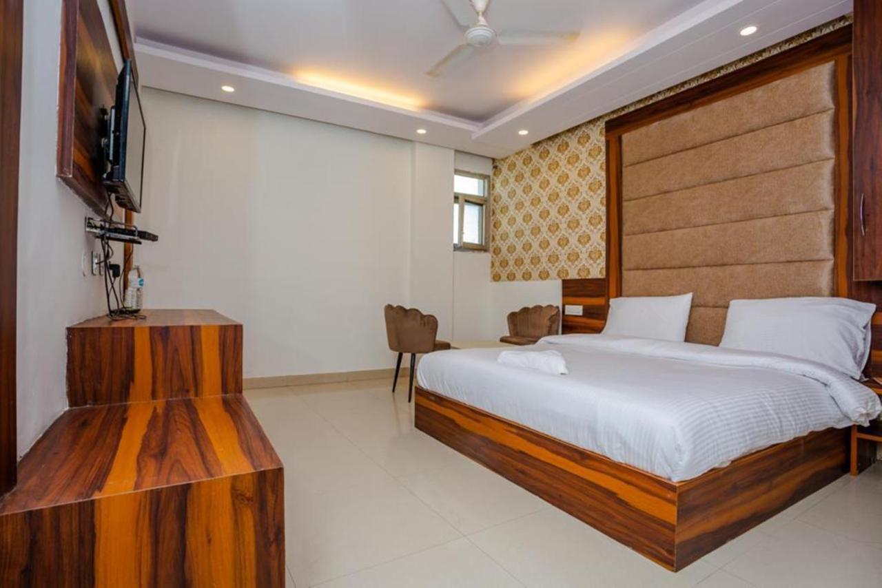 Hotel Doon Dehradun Eksteriør billede
