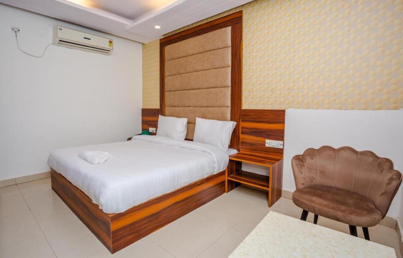 Hotel Doon Dehradun Eksteriør billede