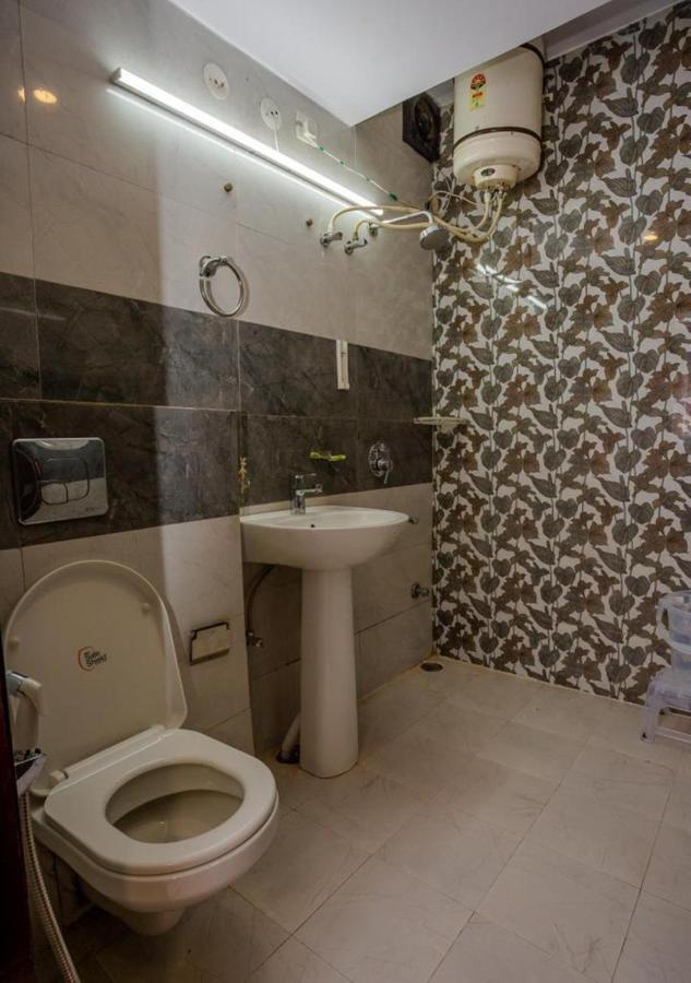 Hotel Doon Dehradun Eksteriør billede