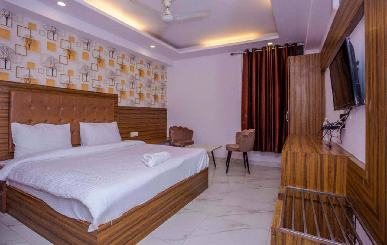 Hotel Doon Dehradun Eksteriør billede
